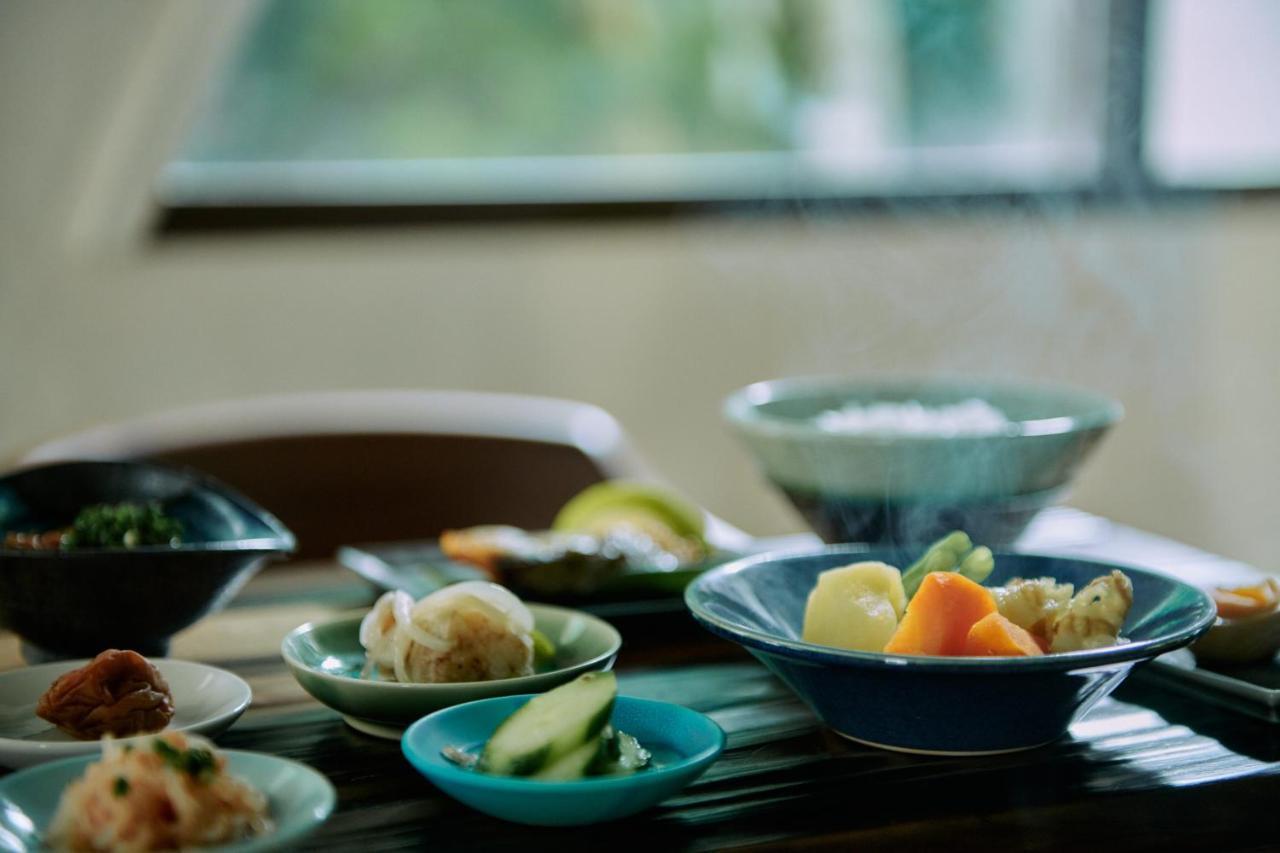 Tetsuya Hotel Ogasawara Екстериор снимка